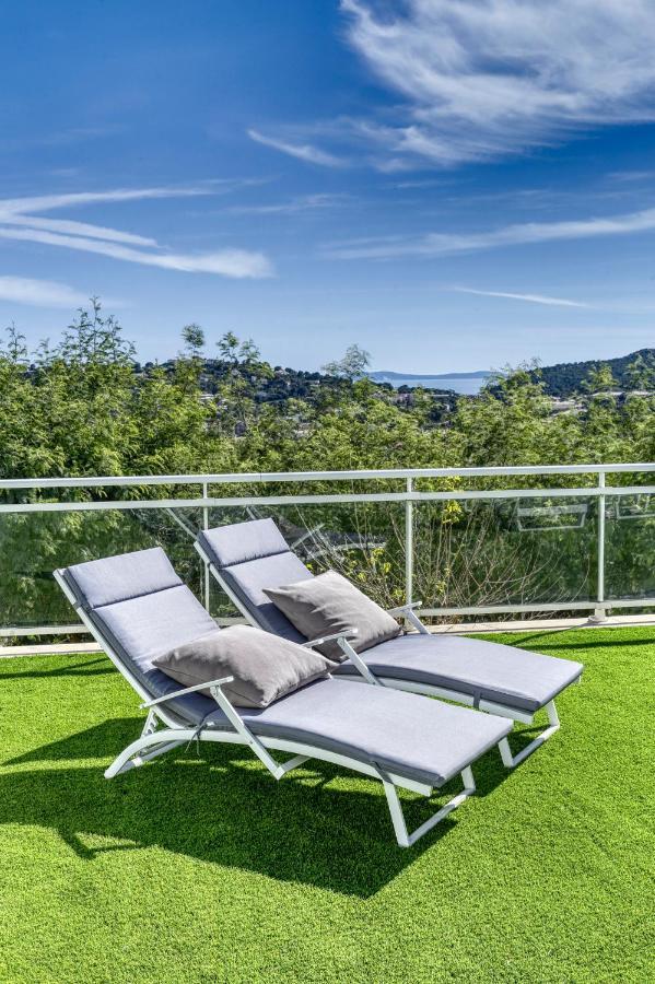 Beautiful Contemporary Villa With Sea View, Heated Swimming Pool, Near Saint Tropez Cavalaire-sur-Mer Esterno foto